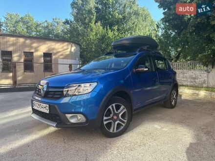 Рено Сандеро СтэпВэй 2019 в Киеве на Automoto.ua Рено Сандеро СтэпВэй, объемом двигателя 0.9 л и пробегом 69 тыс. км за 9800 $, фото 1 на Automoto.ua