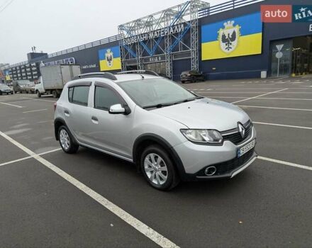 Серый Рено Сандеро СтэпВэй, объемом двигателя 1.6 л и пробегом 180 тыс. км за 6955 $, фото 41 на Automoto.ua