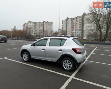 Серый Рено Сандеро СтэпВэй, объемом двигателя 1.6 л и пробегом 180 тыс. км за 6955 $, фото 33 на Automoto.ua