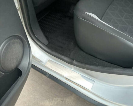 Серый Рено Сандеро СтэпВэй, объемом двигателя 1.5 л и пробегом 115 тыс. км за 6200 $, фото 16 на Automoto.ua