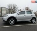 Серый Рено Сандеро СтэпВэй, объемом двигателя 1.6 л и пробегом 180 тыс. км за 6955 $, фото 4 на Automoto.ua