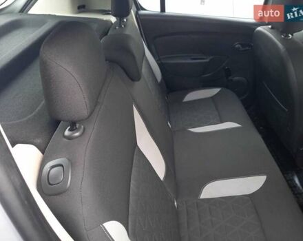 Серый Рено Сандеро СтэпВэй, объемом двигателя 1.5 л и пробегом 97 тыс. км за 7800 $, фото 12 на Automoto.ua