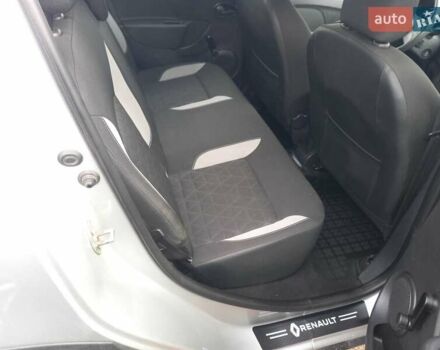 Серый Рено Сандеро СтэпВэй, объемом двигателя 1.5 л и пробегом 97 тыс. км за 7800 $, фото 10 на Automoto.ua