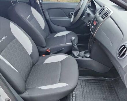 Сірий Рено Сандеро СтепВей, об'ємом двигуна 1.5 л та пробігом 120 тис. км за 8250 $, фото 12 на Automoto.ua