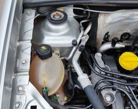 Сірий Рено Сандеро СтепВей, об'ємом двигуна 1.5 л та пробігом 120 тис. км за 8250 $, фото 27 на Automoto.ua