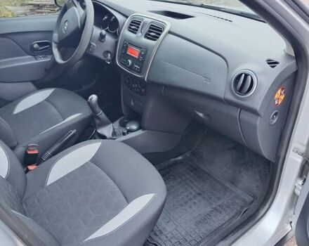 Сірий Рено Сандеро СтепВей, об'ємом двигуна 1.5 л та пробігом 120 тис. км за 8250 $, фото 13 на Automoto.ua