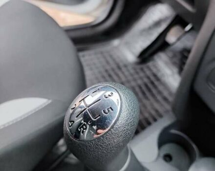 Сірий Рено Сандеро СтепВей, об'ємом двигуна 1.5 л та пробігом 120 тис. км за 8250 $, фото 21 на Automoto.ua