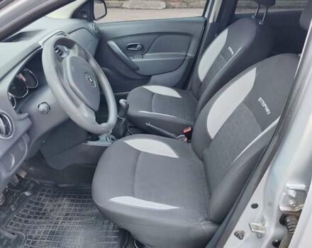 Сірий Рено Сандеро СтепВей, об'ємом двигуна 1.5 л та пробігом 120 тис. км за 8250 $, фото 10 на Automoto.ua