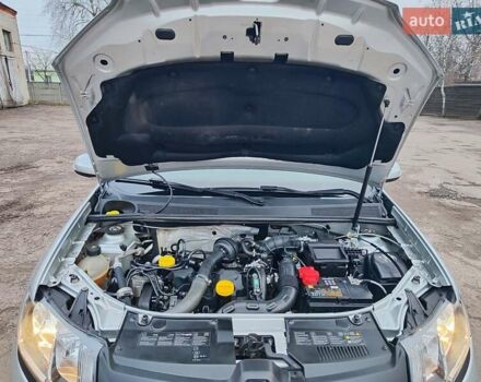 Сірий Рено Сандеро СтепВей, об'ємом двигуна 1.5 л та пробігом 120 тис. км за 8250 $, фото 26 на Automoto.ua