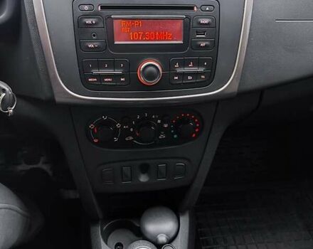 Сірий Рено Сандеро СтепВей, об'ємом двигуна 1.5 л та пробігом 120 тис. км за 8250 $, фото 14 на Automoto.ua