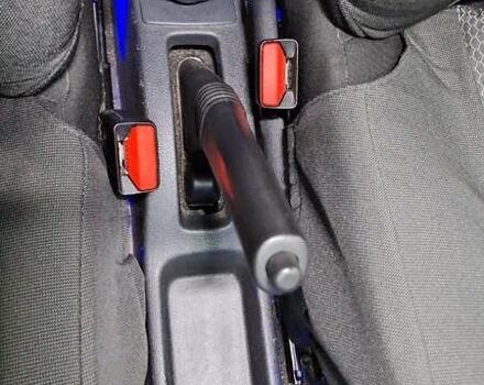 Серый Рено Сандеро СтэпВэй, объемом двигателя 1.46 л и пробегом 90 тыс. км за 9500 $, фото 24 на Automoto.ua