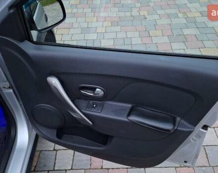 Серый Рено Сандеро СтэпВэй, объемом двигателя 1.46 л и пробегом 90 тыс. км за 9500 $, фото 19 на Automoto.ua