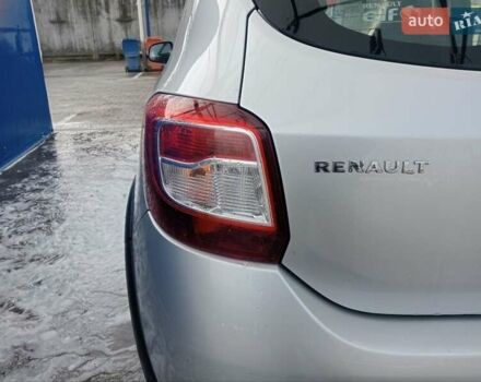 Серый Рено Сандеро СтэпВэй, объемом двигателя 1.46 л и пробегом 217 тыс. км за 7200 $, фото 10 на Automoto.ua