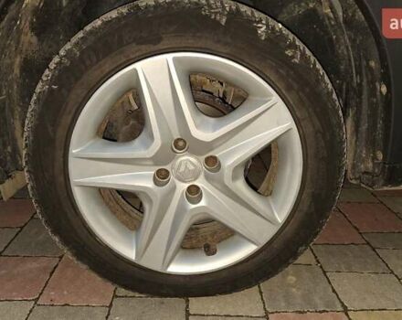 Серый Рено Сандеро СтэпВэй, объемом двигателя 1.46 л и пробегом 90 тыс. км за 9500 $, фото 39 на Automoto.ua