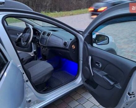 Серый Рено Сандеро СтэпВэй, объемом двигателя 1.46 л и пробегом 90 тыс. км за 9500 $, фото 18 на Automoto.ua