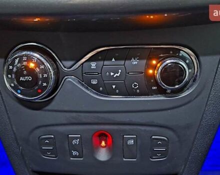 Серый Рено Сандеро СтэпВэй, объемом двигателя 1.46 л и пробегом 90 тыс. км за 9500 $, фото 22 на Automoto.ua