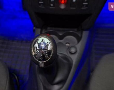 Серый Рено Сандеро СтэпВэй, объемом двигателя 1.46 л и пробегом 90 тыс. км за 9500 $, фото 23 на Automoto.ua