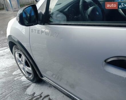Серый Рено Сандеро СтэпВэй, объемом двигателя 1.46 л и пробегом 217 тыс. км за 7200 $, фото 13 на Automoto.ua