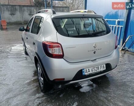 Серый Рено Сандеро СтэпВэй, объемом двигателя 1.46 л и пробегом 217 тыс. км за 7200 $, фото 8 на Automoto.ua