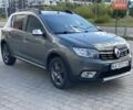 Сірий Рено Сандеро СтепВей, об'ємом двигуна 1.46 л та пробігом 80 тис. км за 12000 $, фото 3 на Automoto.ua