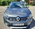 Серый Рено Сандеро СтэпВэй, объемом двигателя 0.9 л и пробегом 34 тыс. км за 9500 $, фото 1 на Automoto.ua