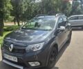 Серый Рено Сандеро СтэпВэй, объемом двигателя 1.46 л и пробегом 130 тыс. км за 11000 $, фото 7 на Automoto.ua