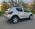 Серый Рено Сандеро СтэпВэй, объемом двигателя 1.46 л и пробегом 148 тыс. км за 10200 $, фото 6 на Automoto.ua