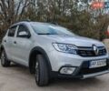 Серый Рено Сандеро СтэпВэй, объемом двигателя 1.5 л и пробегом 116 тыс. км за 12300 $, фото 4 на Automoto.ua