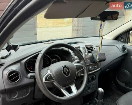 Сірий Рено Сандеро СтепВей, об'ємом двигуна 1.46 л та пробігом 126 тис. км за 9900 $, фото 14 на Automoto.ua