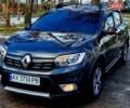 Сірий Рено Сандеро СтепВей, об'ємом двигуна 0.9 л та пробігом 59 тис. км за 10870 $, фото 1 на Automoto.ua