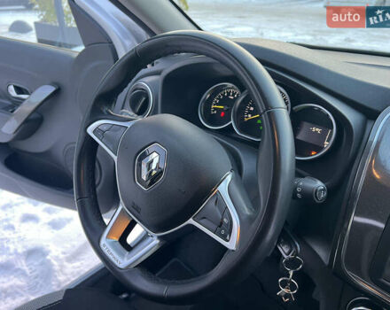 Сірий Рено Сандеро СтепВей, об'ємом двигуна 1.46 л та пробігом 39 тис. км за 12200 $, фото 22 на Automoto.ua