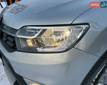 Сірий Рено Сандеро СтепВей, об'ємом двигуна 1.46 л та пробігом 39 тис. км за 12200 $, фото 17 на Automoto.ua