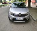 Серый Рено Сандеро СтэпВэй, объемом двигателя 0.9 л и пробегом 208 тыс. км за 8000 $, фото 1 на Automoto.ua