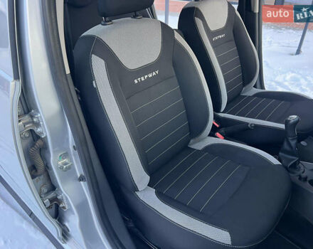 Сірий Рено Сандеро СтепВей, об'ємом двигуна 1.46 л та пробігом 39 тис. км за 12200 $, фото 23 на Automoto.ua