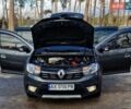 Серый Рено Сандеро СтэпВэй, объемом двигателя 0.9 л и пробегом 59 тыс. км за 10870 $, фото 41 на Automoto.ua