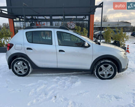 Сірий Рено Сандеро СтепВей, об'ємом двигуна 1.46 л та пробігом 39 тис. км за 12200 $, фото 8 на Automoto.ua