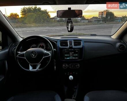 Сірий Рено Сандеро СтепВей, об'ємом двигуна 1.5 л та пробігом 175 тис. км за 10500 $, фото 21 на Automoto.ua