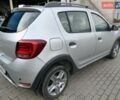 Серый Рено Сандеро СтэпВэй, объемом двигателя 1.46 л и пробегом 101 тыс. км за 11600 $, фото 5 на Automoto.ua