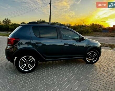 Сірий Рено Сандеро СтепВей, об'ємом двигуна 1.5 л та пробігом 175 тис. км за 10500 $, фото 10 на Automoto.ua