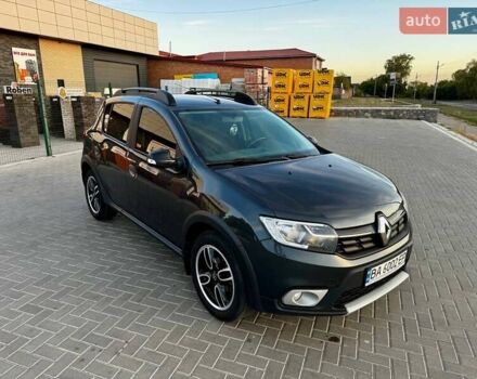Сірий Рено Сандеро СтепВей, об'ємом двигуна 1.5 л та пробігом 175 тис. км за 10500 $, фото 12 на Automoto.ua