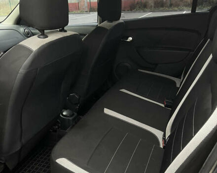 Серый Рено Сандеро СтэпВэй, объемом двигателя 1.5 л и пробегом 233 тыс. км за 12000 $, фото 28 на Automoto.ua