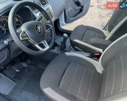 Сірий Рено Сандеро СтепВей, об'ємом двигуна 1.5 л та пробігом 40 тис. км за 12600 $, фото 19 на Automoto.ua
