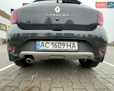 Серый Рено Сандеро СтэпВэй, объемом двигателя 1.5 л и пробегом 233 тыс. км за 12000 $, фото 34 на Automoto.ua