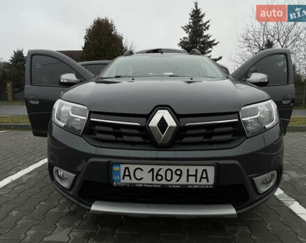 Серый Рено Сандеро СтэпВэй, объемом двигателя 1.5 л и пробегом 233 тыс. км за 12000 $, фото 42 на Automoto.ua