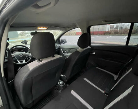 Серый Рено Сандеро СтэпВэй, объемом двигателя 1.5 л и пробегом 233 тыс. км за 12000 $, фото 32 на Automoto.ua