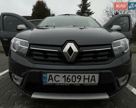 Серый Рено Сандеро СтэпВэй, объемом двигателя 1.5 л и пробегом 233 тыс. км за 12000 $, фото 43 на Automoto.ua