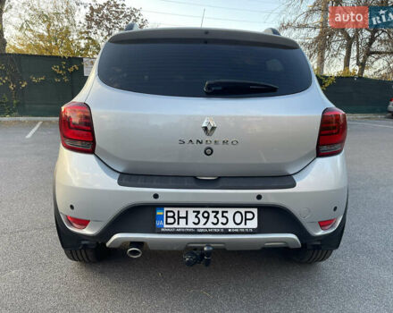 Сірий Рено Сандеро СтепВей, об'ємом двигуна 1.5 л та пробігом 40 тис. км за 12600 $, фото 2 на Automoto.ua