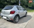 Сірий Рено Сандеро СтепВей, об'ємом двигуна 0.9 л та пробігом 77 тис. км за 11500 $, фото 6 на Automoto.ua