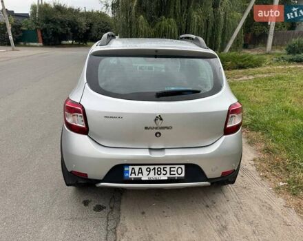 Серый Рено Сандеро СтэпВэй, объемом двигателя 1.46 л и пробегом 112 тыс. км за 6700 $, фото 7 на Automoto.ua