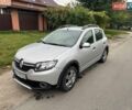 Серый Рено Сандеро СтэпВэй, объемом двигателя 1.46 л и пробегом 112 тыс. км за 6700 $, фото 3 на Automoto.ua